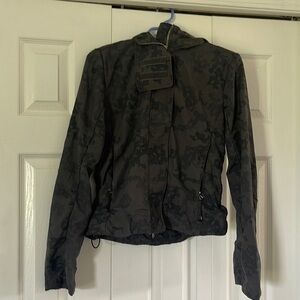 Bench Jacket Size M 🥰🥰